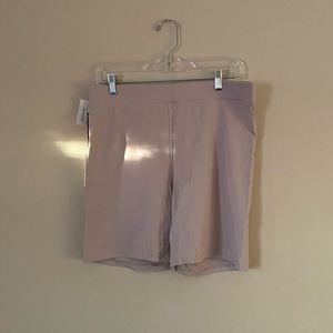 New with tags women’s bike shorts from Aritzia.
